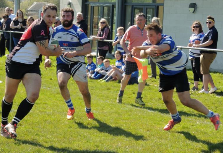 ​Elgan Griffiths scores Tycroess second try