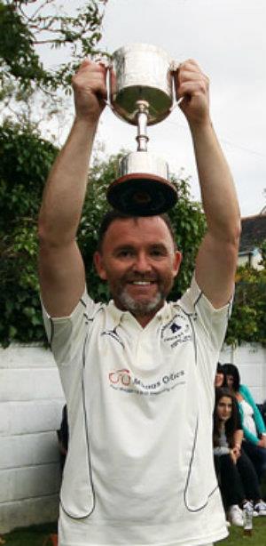 Ken Morris - Paul Maggs - cup aloft