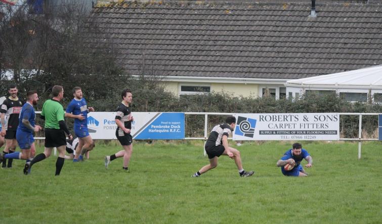 Kern Cunningham scores on return for Haverfordwest