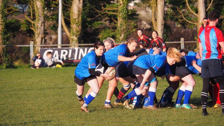  Emma Summons on the break