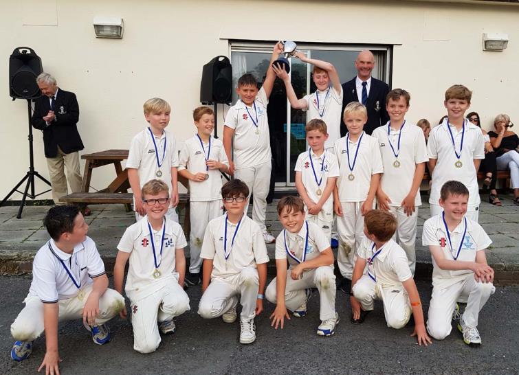 Winners Hook U11s celebrate