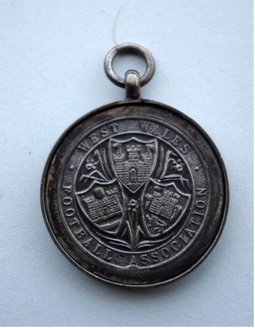 The medal itself