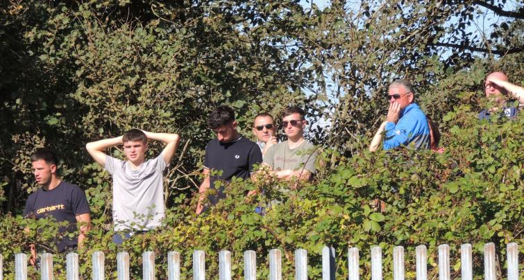 Hakin United supporters
