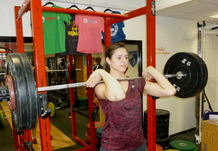 Helena Madan lifting in the gym