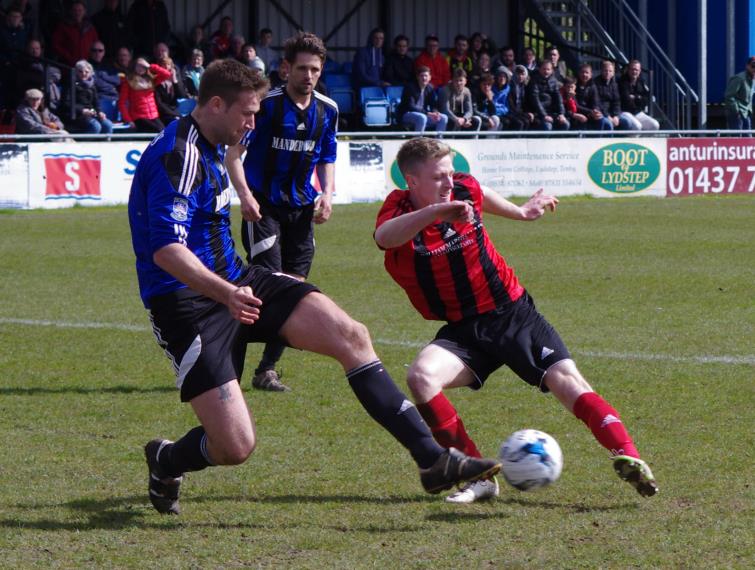 Senior Cup Final in action pictures
