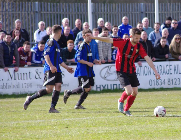 Senior Cup Final in action pictures