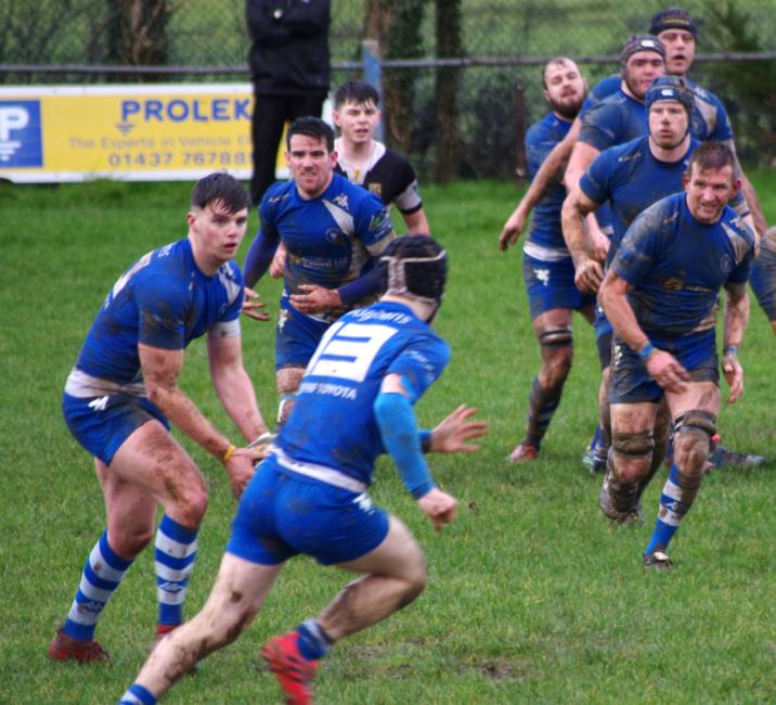 Liam Manwaring gets the Blues backs moving