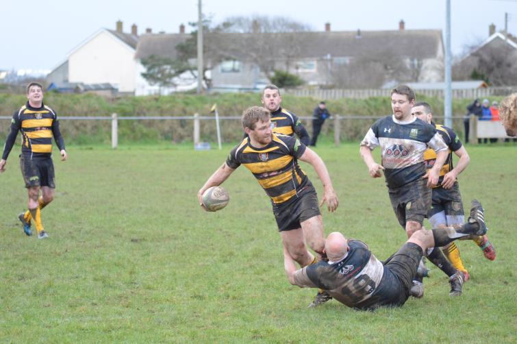 St Davids offload in tackle