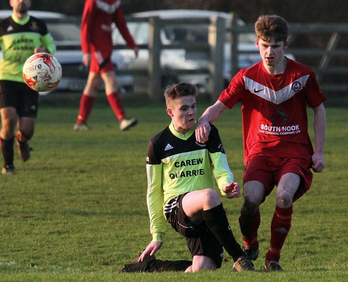 Action from Carew 2nds. Picture by Susan McKehon