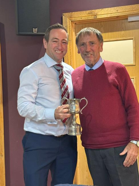 John presents the Doffo Cup to Phil Williams