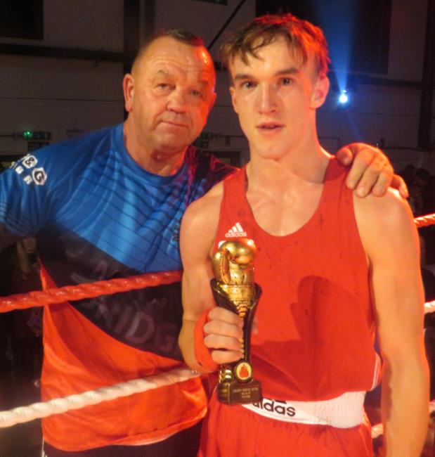 Jack Mathias beat Cia Jones