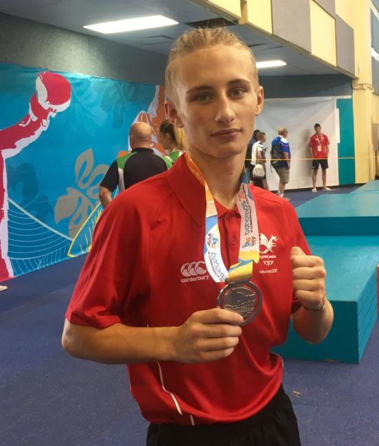 James with silver medal