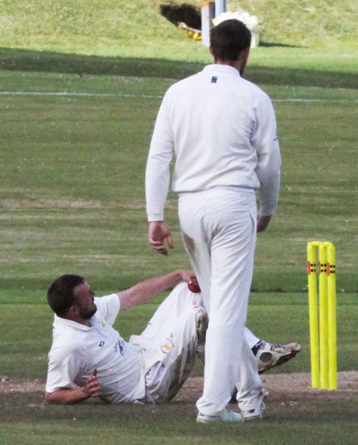 Jamie Lewis takes a brilliant catch to remove Kyle Quartermaine. Picture Susan McKehon
