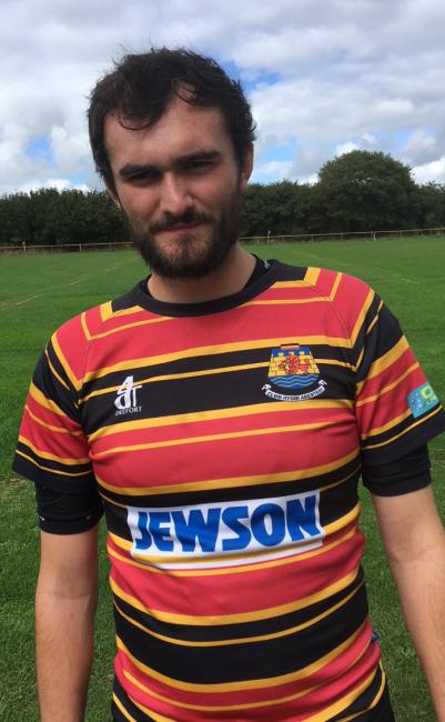 Osian Rees, try helped Cardigan beat Tregaron