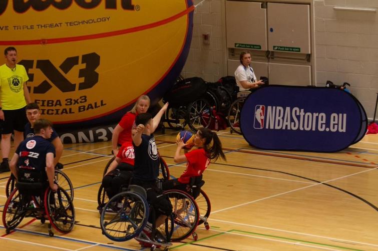Libi Phillips in action
