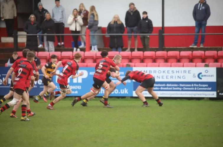 Llangwm put Tenby under pressure