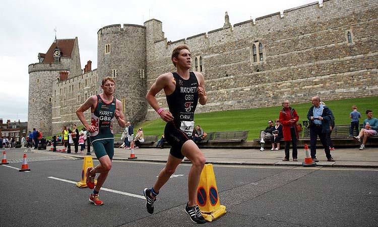 Triathlete Alex pursues his dream at the Commonwealth Games