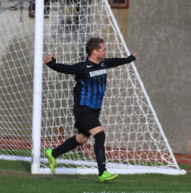 Matthew Price scores for Hakin Over 40s