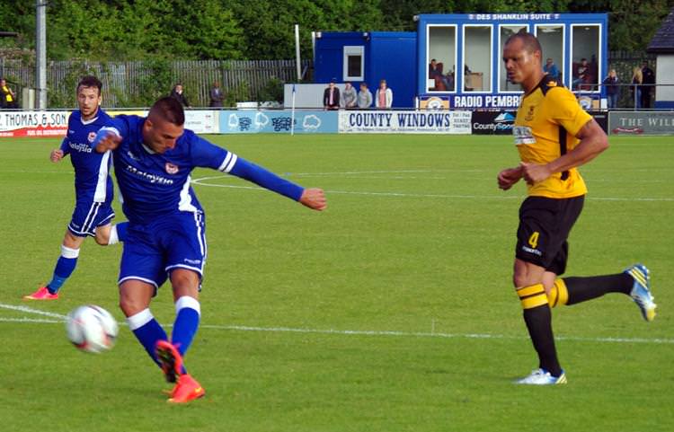 Bluebirds grab three unanswered goals against Old Gold
