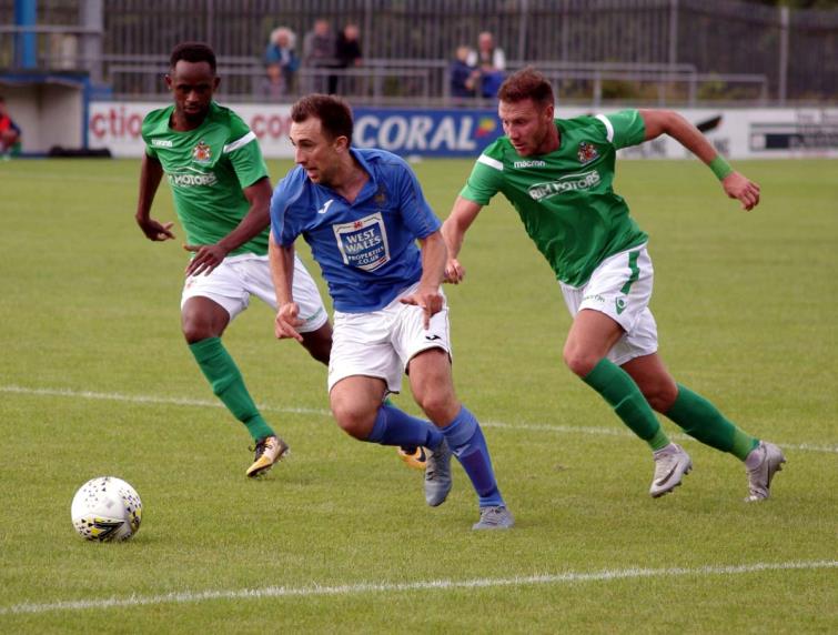 Marcus Griffiths is forced into the corner