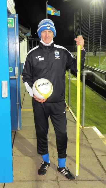 Top Bluebird Micky Ellis