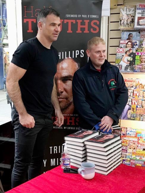 Mike Phillips with first customer - short-mat bowler Mark Thorpe