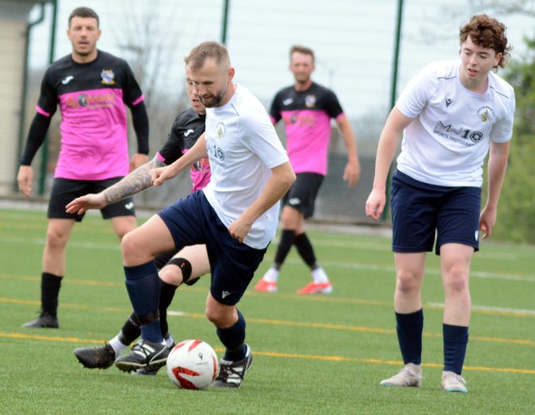 Nathan Evans on the turn for Bridge against Swifts. Pictures Gordon Thomas