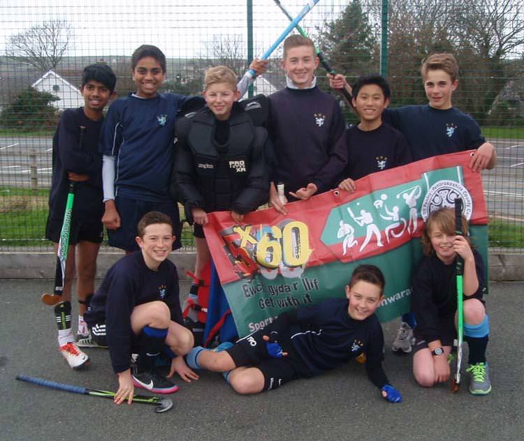 Boys score at hockey competition 