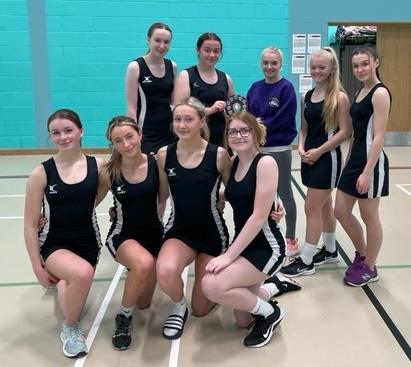 Winners Under 16s - Sapphires Black