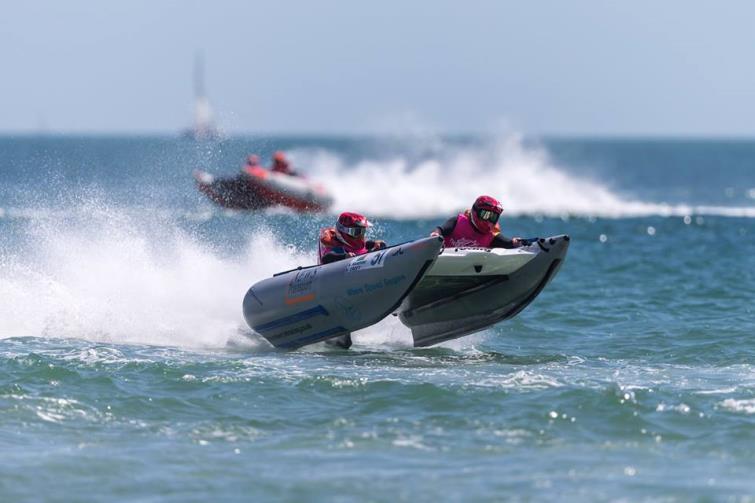 Simon’s a real speed merchant on water!