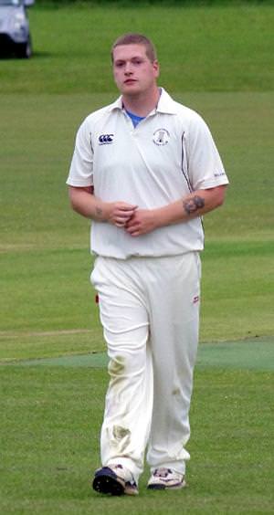 Simon steers his youngsters to success