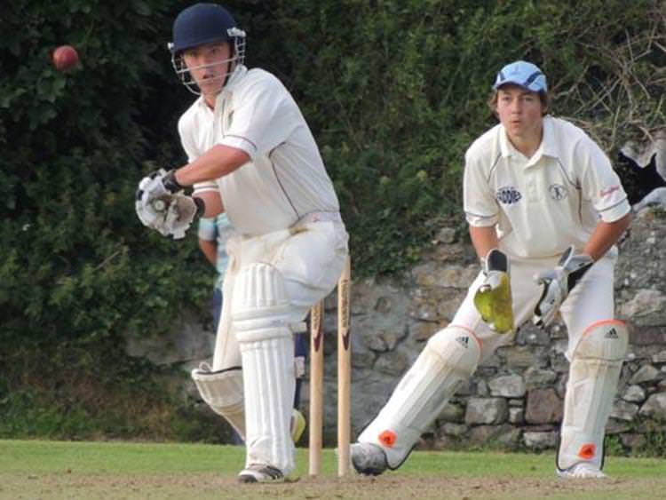 Griffiths guides Town through to trophy