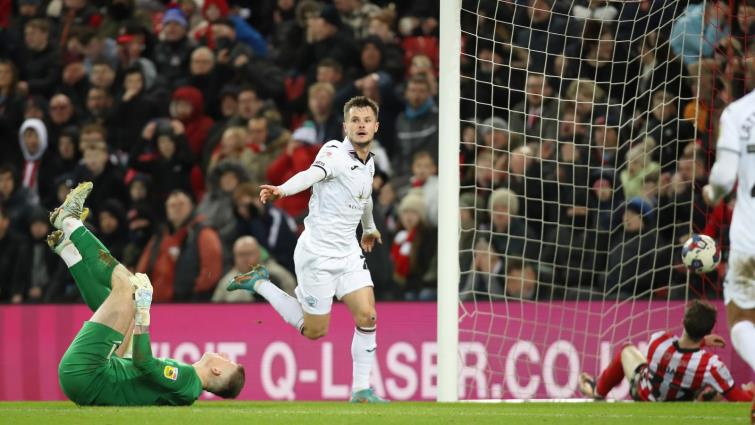 Liam Cullen scores against Sunderland