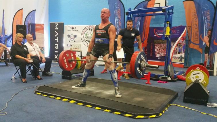 Adrian Phillips - superb dead-lifting wins another title