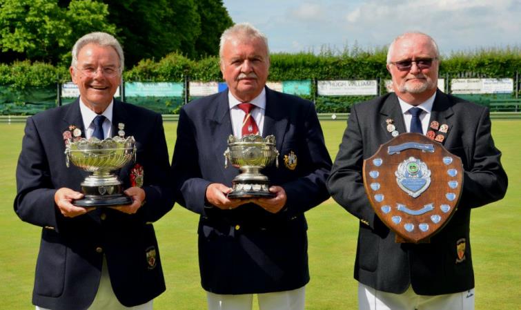 Ken Edwards, winner of the Sudbury Bowl, Marley Hughes, winner of the Alfred Phillips Bowl, and Richard Jones, winner of the Texaco Shield