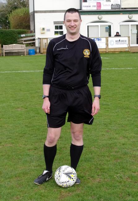 Referee Robert Blowes