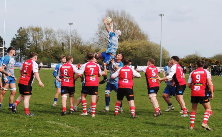 Rhys Lewis wins good lineout ball for The Seagulls