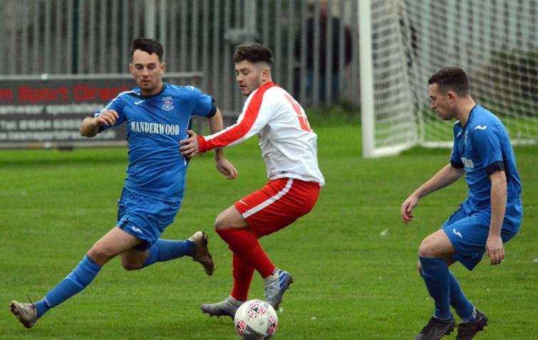 Ryan Wilson and Jake Merry close in on Scott Ferney