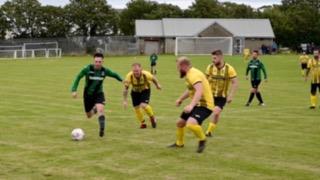 Ryan Wilson pushes forward