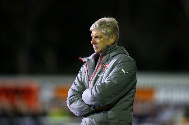 Is Arsene Wenger  really under pressure at Arsenal?