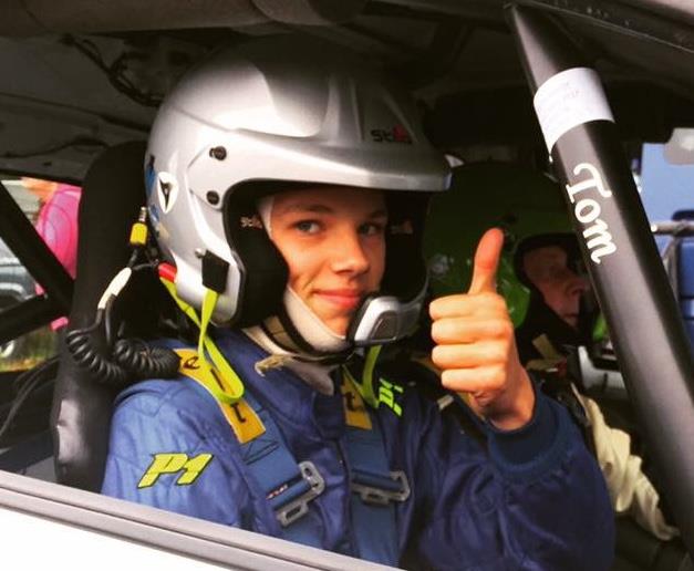 Thumbs up by Tom Llewellin 
