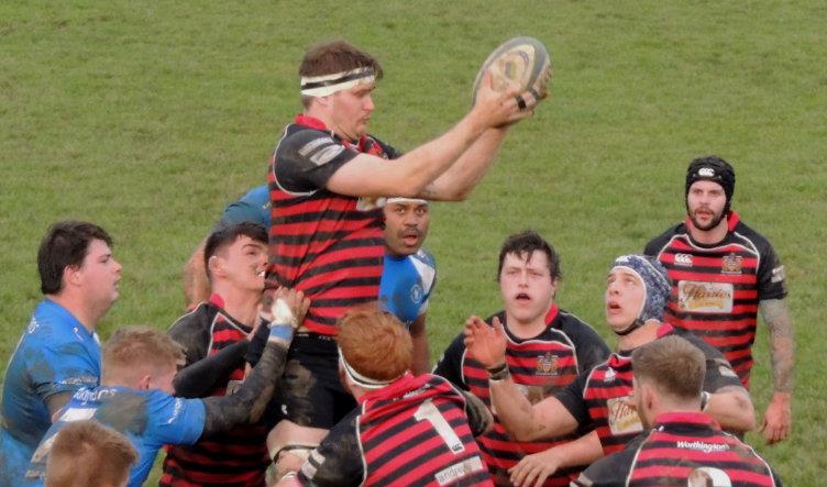 Tenby take good lineout ball