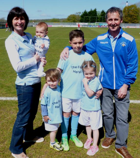 The Thomas clan from Merlins  Bridge
