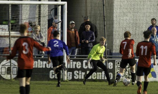 U16sFinal - Rhys Kemble scores for Tenby