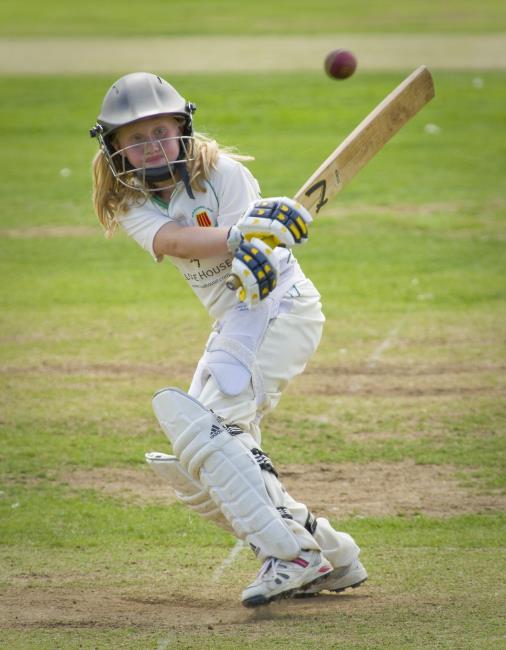 Girls cricket